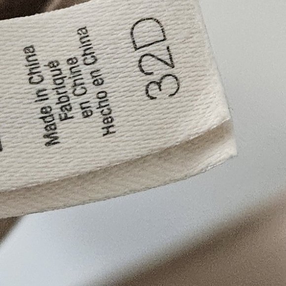 On Gossamer Nude T-Shirt Bra in Light Beige - Picture 4 of 4